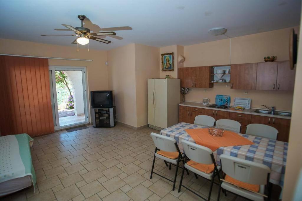 Villa Mara פרומאינה מראה חיצוני תמונה